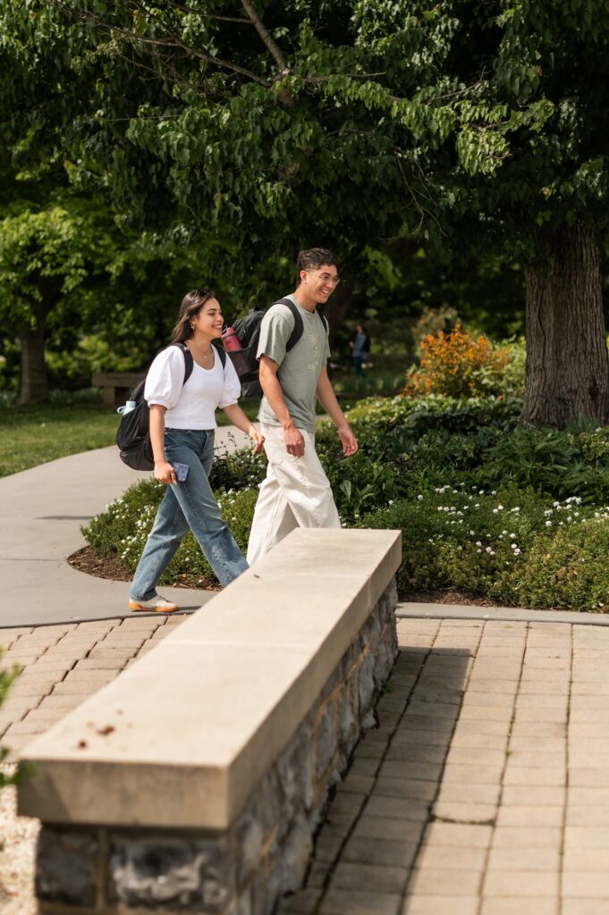 Girl and boy walking to class at Virginia Tech